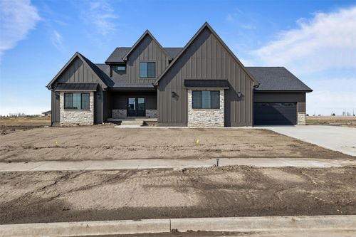 1812 Ne Pine Lake Circle, Ankeny, IA, 50021 | Card Image