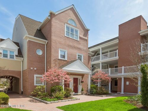 61-51 Forest Ave, Old Greenwich, CT, 06870-1511 | Card Image