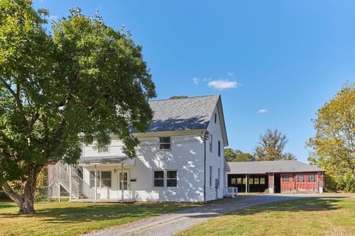 105 E Market Street, Rhinebeck, NY, 12572 | Card Image