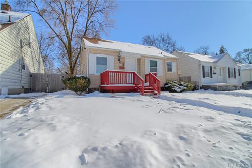 7540 Dolphin, Detroit, MI, 48239-1076 | Card Image