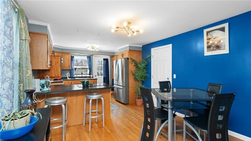 22 High St, Hope, RI, 02831-1211 | Card Image