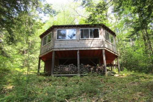 80 Blackberry Dr, Lyman, NH, 03585-3100 | Card Image