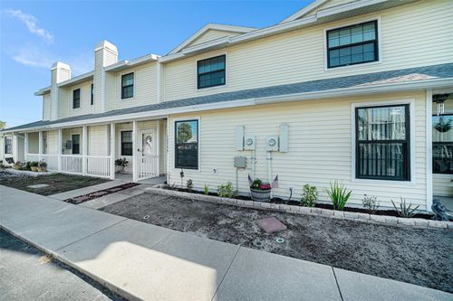 12709 Raeburn Way, TAMPA, FL, 33624-4181 | Card Image