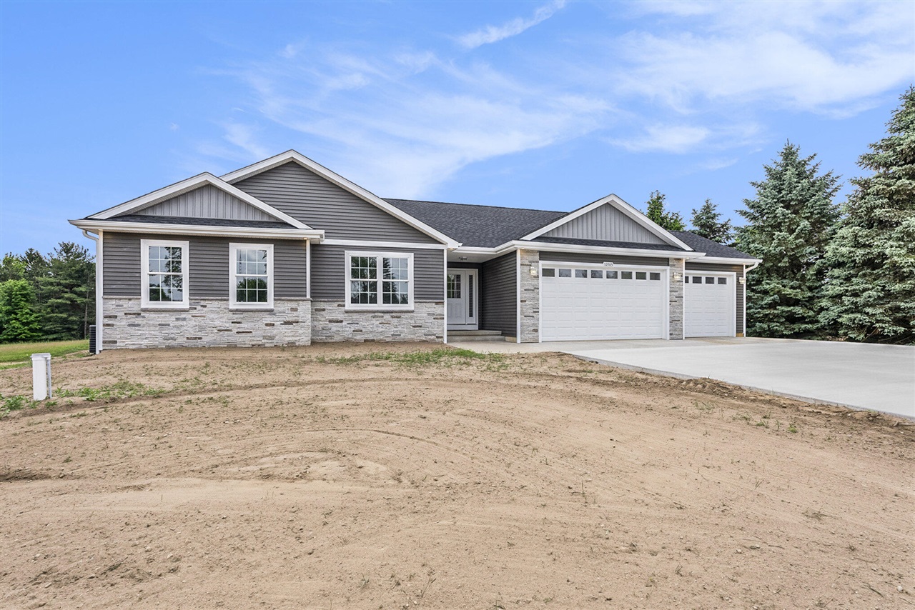 Phal Rd, Grass Lake, MI 49240
