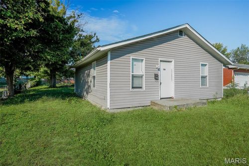 4023 Braden Ave, Granite City, IL, 62040-2202 | Card Image