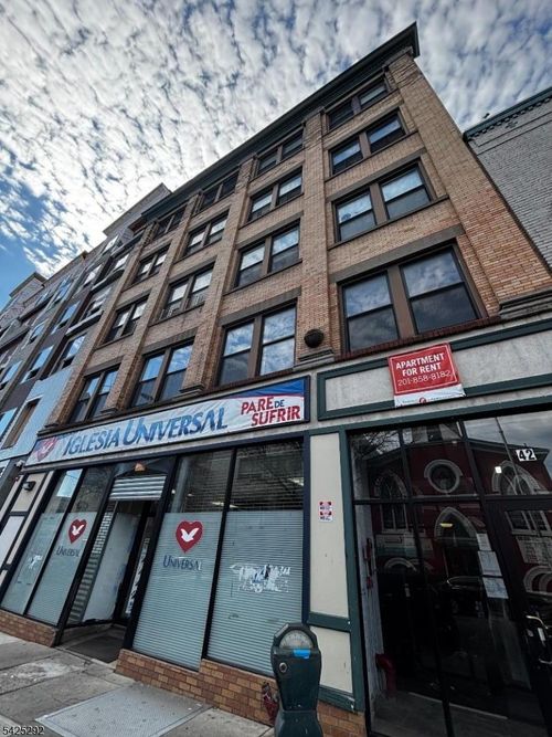 5b-40 Broadway, Paterson, NJ, 07505-1006 | Card Image