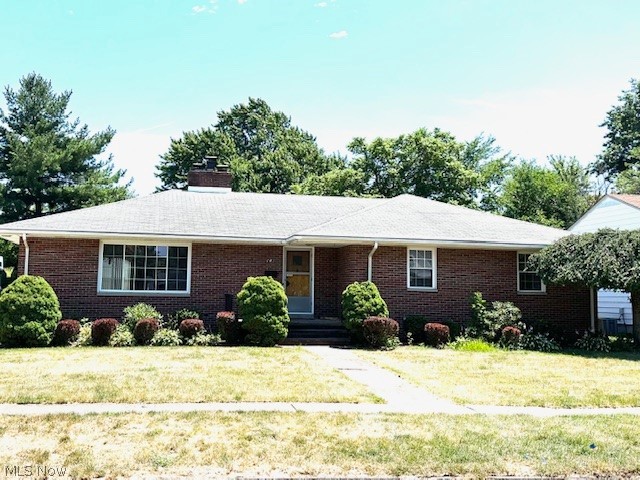 Roosevelt Ave, Elyria, OH 44035