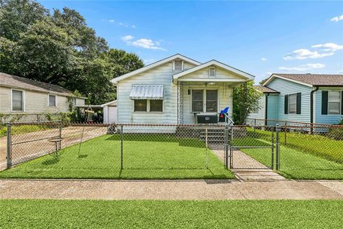 618 Division St, Metairie, LA, 70001-5018 | Card Image