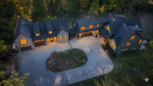 950 Regal Heights Ln, Galena, MO, 65656-7551 | Card Image