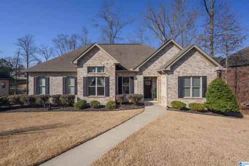 1075 Creel Dr, Moody, AL, 35004-2687 | Card Image