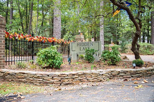 1326 California Pl, Sanford, NC, 27332-8318 | Card Image