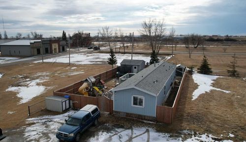 331 Gleichen St, Gleichen, AB, T0J1N0 | Card Image