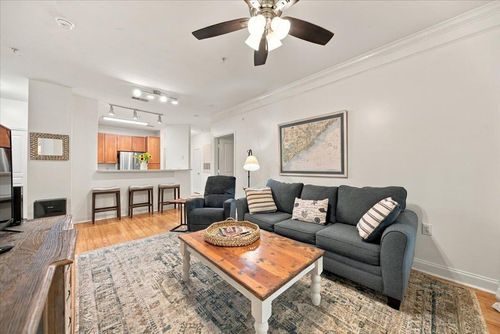 2008-2008 Basildon Rd, Mount Pleasant, SC, 29466-7126 | Card Image