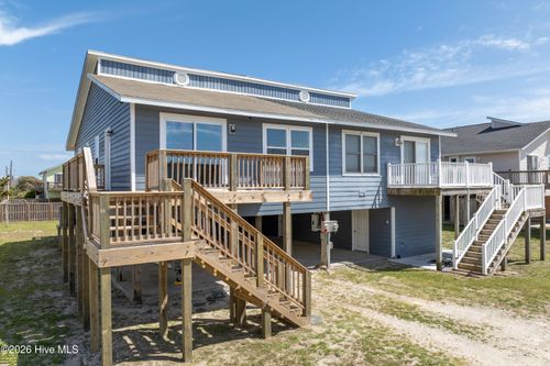 173 Sea Gull Ln, N Topsail Beach, NC, 28460-8289 | Card Image