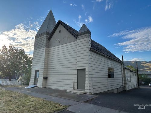 417 2nd Ave, Lewiston, ID, 83501-2111 | Card Image