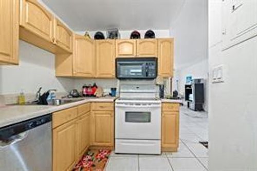 203-504 Gardens Dr, Pompano Beach, FL, 33069-0989 | Card Image