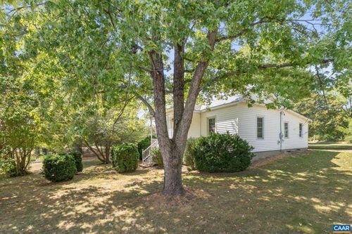 26171 N James Madison Hwy, NEW CANTON, VA, 23123-2257 | Card Image