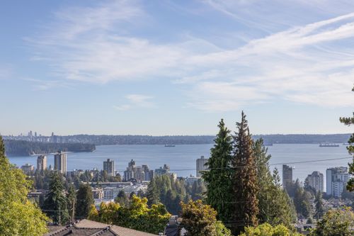 2234 Palmerston Ave, West Vancouver, BC, V7V2V8 | Card Image