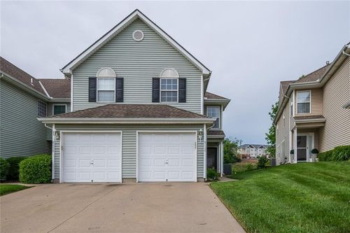 8008 Elmwood Ave, Kansas City, MO, 64119-8600 | Card Image