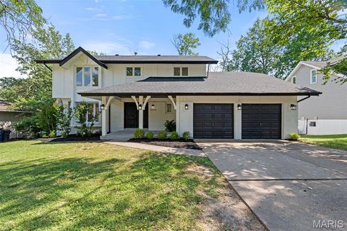 12914 Nimes Dr, Creve Coeur, MO, 63141-6249 | Card Image