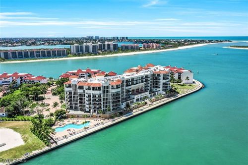401-700 La Peninsula Blvd, Naples, FL, 34113-4040 | Card Image