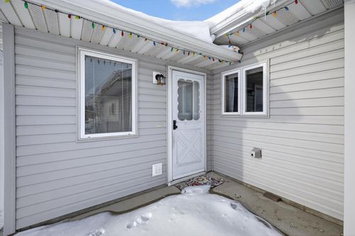 707 W Veterans Memorial Hwy, Kasson, MN, 55944-2101 | Card Image