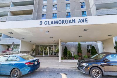 1007 - 2 Glamorgan Ave, Condo with 3 bedrooms, 2 bathrooms and 1 parking in Scarborough ON | Image 3