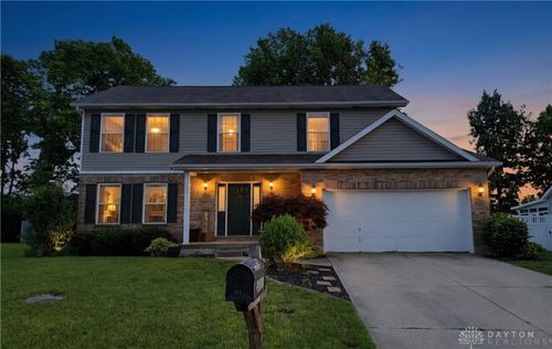 5992 Mount Royal Dr, Clayton, OH, 45315-9770 | Card Image
