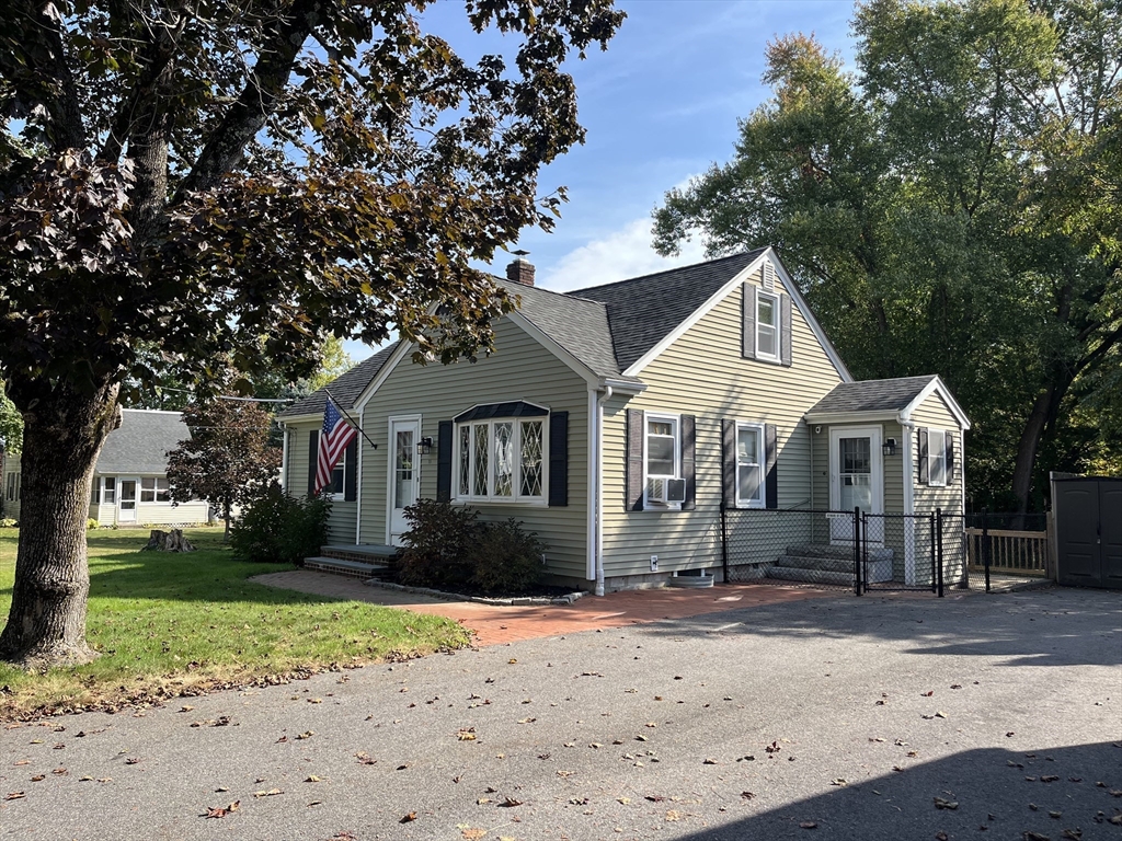 Montello St, Middleboro, MA 02346
