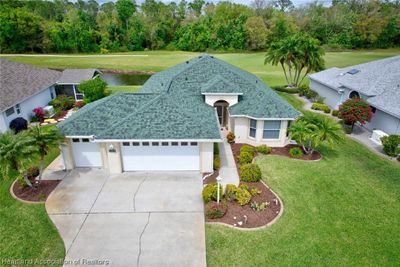 4015 Carter Creek Drive, House other with 3 bedrooms, 2 bathrooms and null parking in Avon Park FL | Image 2