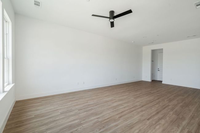 3449 Sanjeev Dr, Townhouse with 4 bedrooms, 4 bathrooms and null parking in Irving TX | Image 5