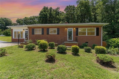 1839 Old Farmer Rd, Asheboro, NC, 27205-5909 | Card Image