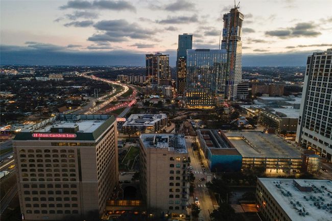 APT-907 - 507 Sabine St, Condo with 2 bedrooms, 2 bathrooms and 2 parking in Austin TX | Image 17