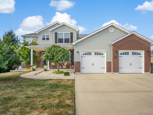 831 Sheridan Ln, Waterloo, IL, 62298-3366 | Card Image