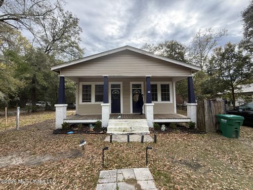 3206 F Ave, Gulfport, MS, 39507-2435 | Card Image