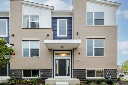 3s530 Cambridge Ct, Warrenville, IL, 60555-3637 | Card Image