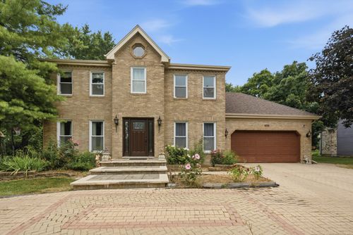 743 Dunham Ln, Bolingbrook, IL, 60440-1282 | Card Image
