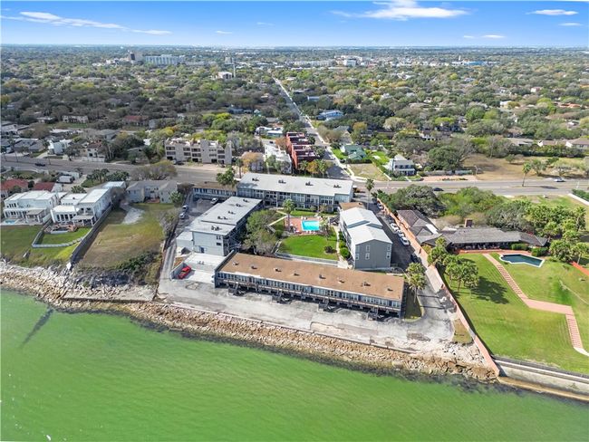 APT-16 - 3402 Ocean Dr, Condo with 2 bedrooms, 2 bathrooms and null parking in Corpus Christi TX | Image 22