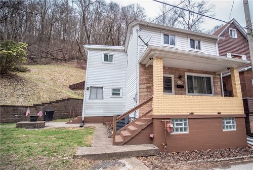 136 Clarks Pike, Creighton, PA, 15030-1006 | Card Image