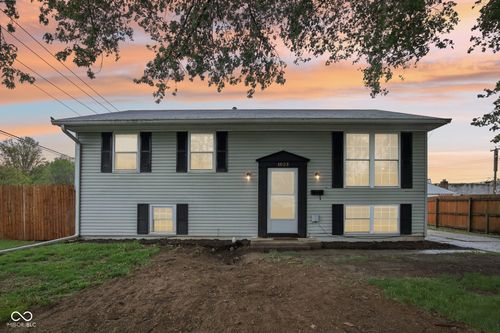 1023 Avalon Ln, Chesterfield, IN, 46017-1411 | Card Image
