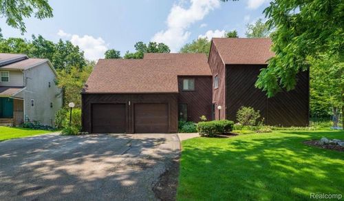 unit-b-279 B Fairway Ct, Plainwell, MI, 49080-9169 | Card Image
