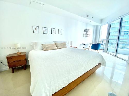 apt-4414-60 Sw 13th St, Miami, FL, 33130-4360 | Card Image
