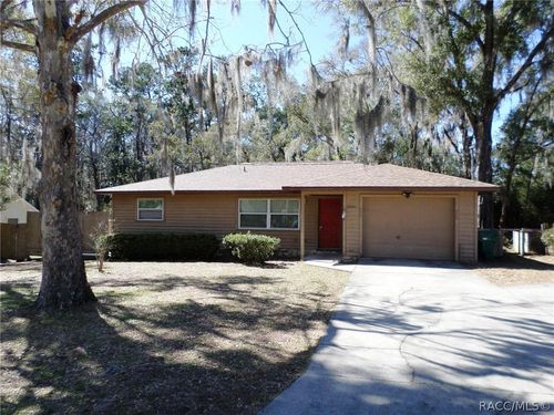 11606 Kennesaw Rd, Dunnellon, FL, 34431-6626 | Card Image