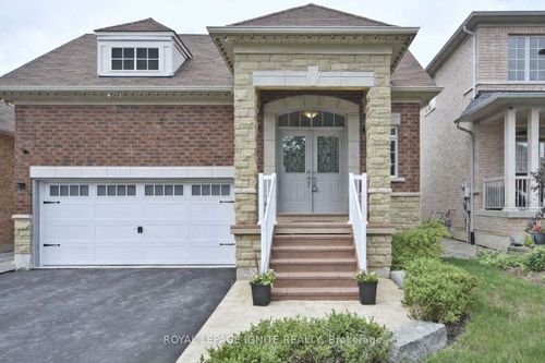 bsmt-76 Heathcliffe Dr, Woodbridge, ON, L4H0V2 | Card Image