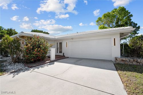 1515 Manchester Blvd, FORT MYERS, FL, 33919-2015 | Card Image