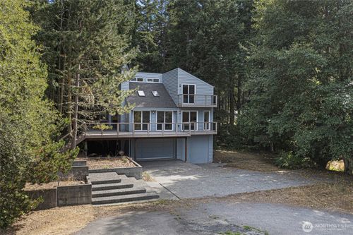 27 Dryad Pl, Lopez Island, WA, 98261-8294 | Card Image