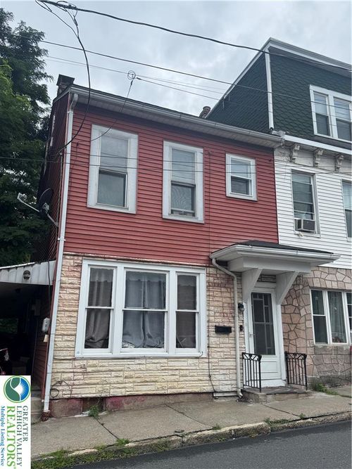 515 N 3rd St, Pottsville, PA, 17901-1716 | Card Image