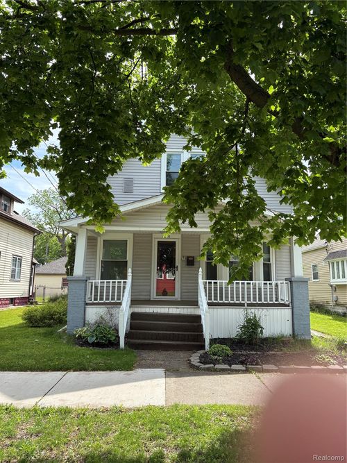 1026 Davis Ave, Grand Rapids, MI, 49504-4233 | Card Image