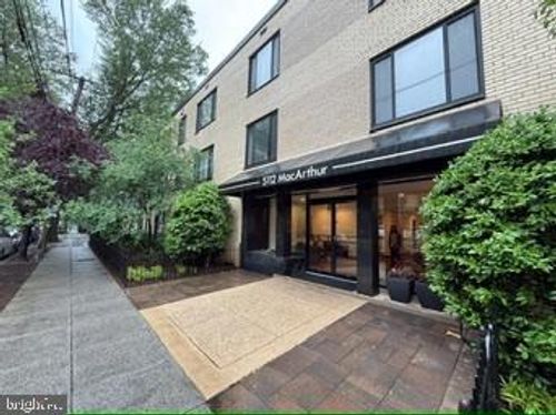 apt-101-5112 Macarthur Blvd Nw, WASHINGTON, DC, 20016-3329 | Card Image
