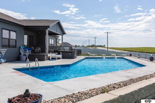 10002 S 191st Ave, Omaha, NE, 68136-6566 | Card Image